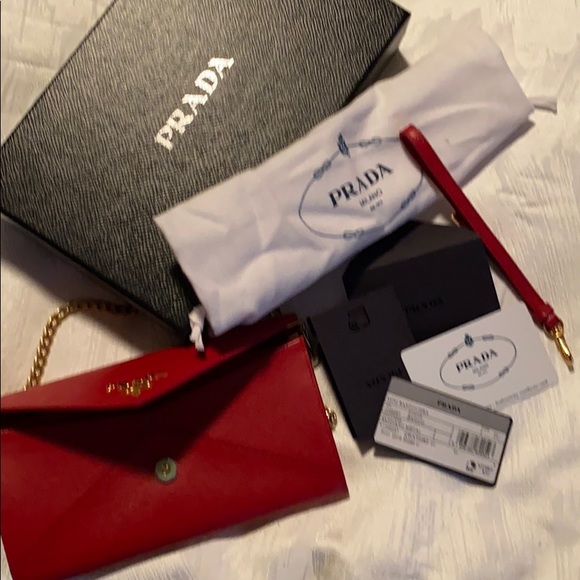 New sold-out! Prada wallet on a chain 3 way - Picture 8 of 10